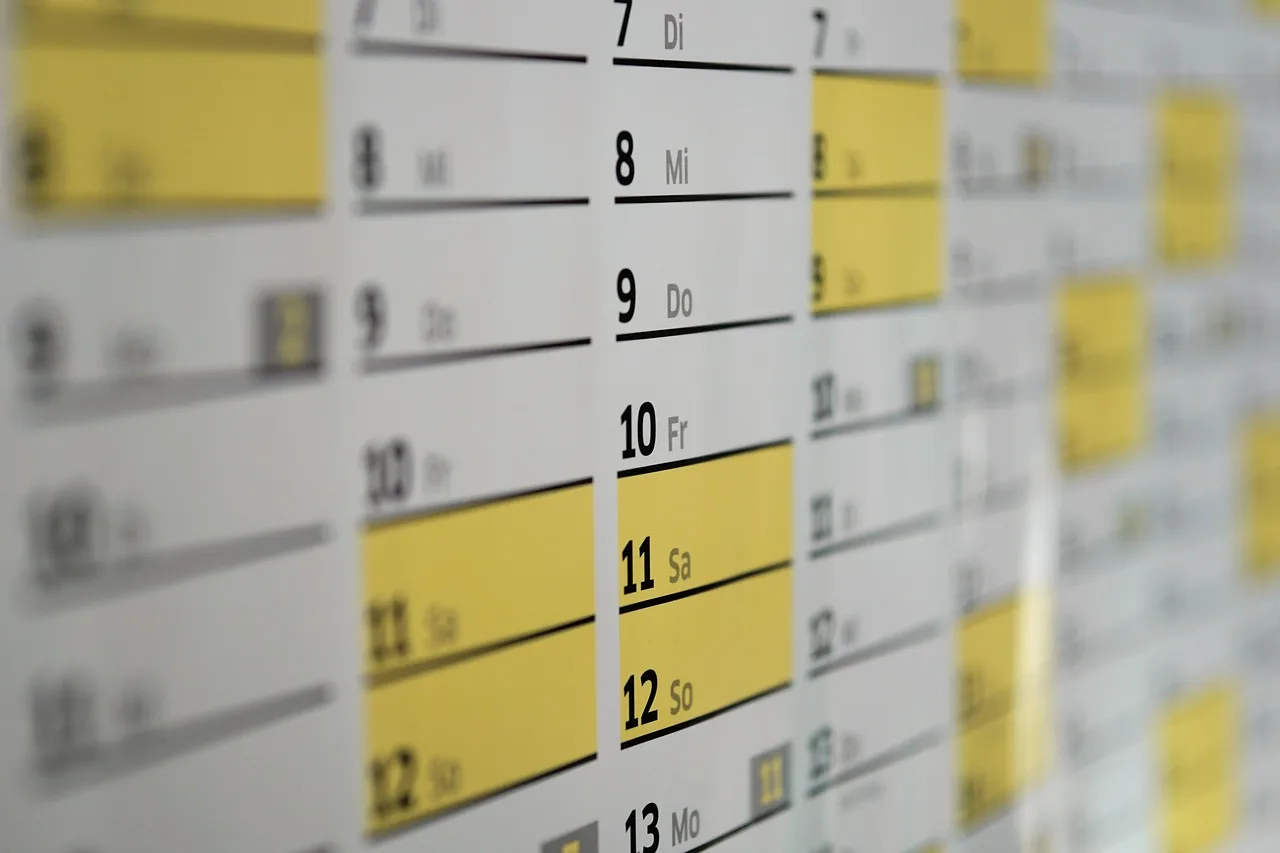 calendar, dates, schedule, days, wall calendar, year, meeting, office, planning, calendar, calendar, calendar, calendar, calendar, schedule, schedule. Four calendars behind tax deadlines, compared side by side